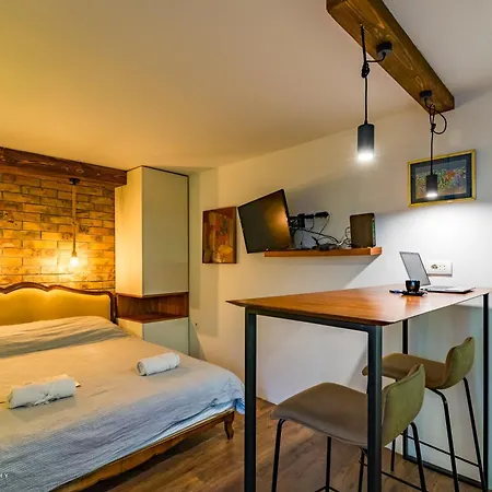 Little L Dorcol Apartment *
